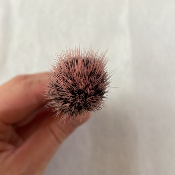 Luxie Makeup Brushes (5) *New* - Picture 7 of 16